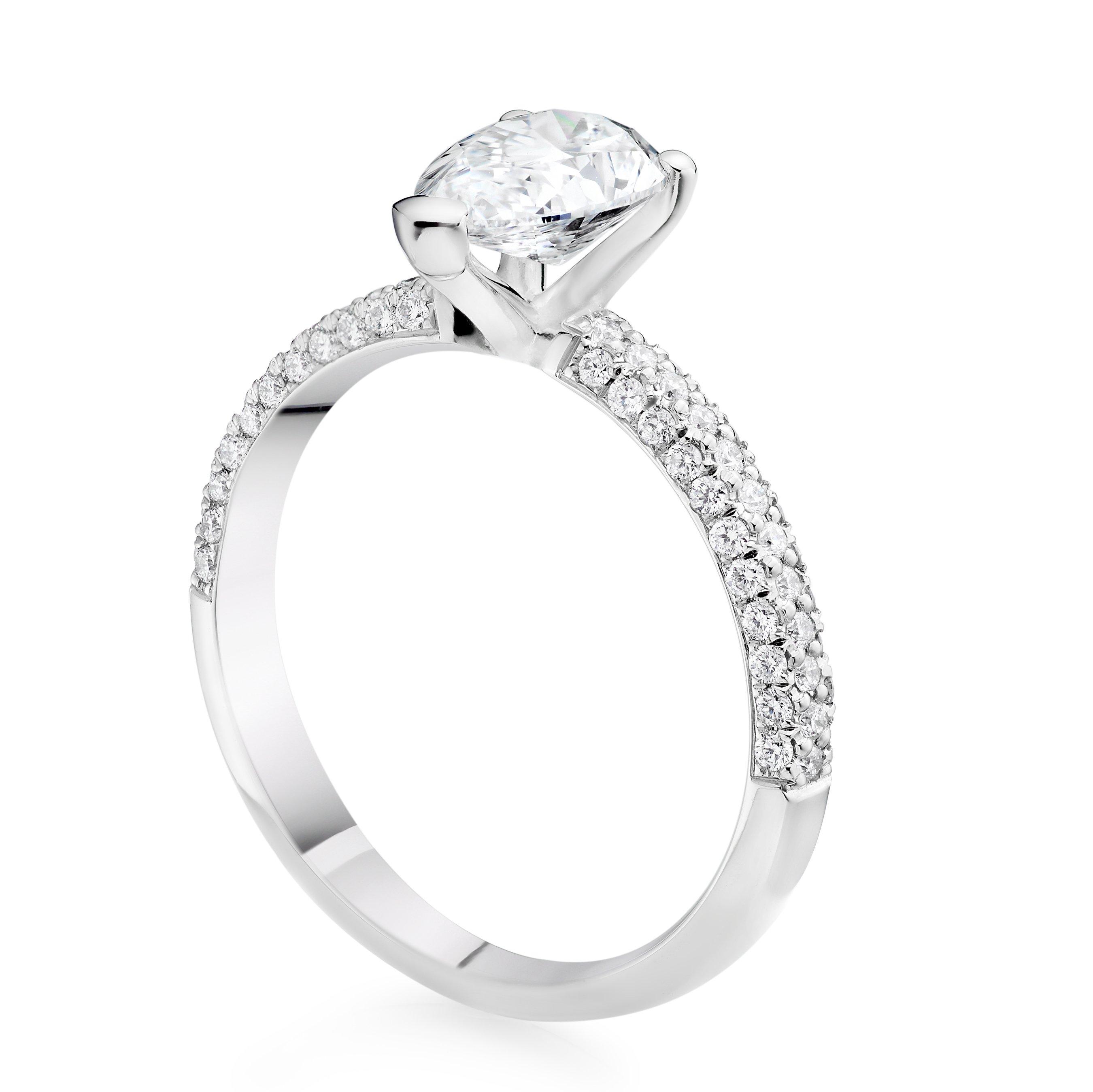 Loupe Asteria Pavé Platinum Diamond Ring 
                