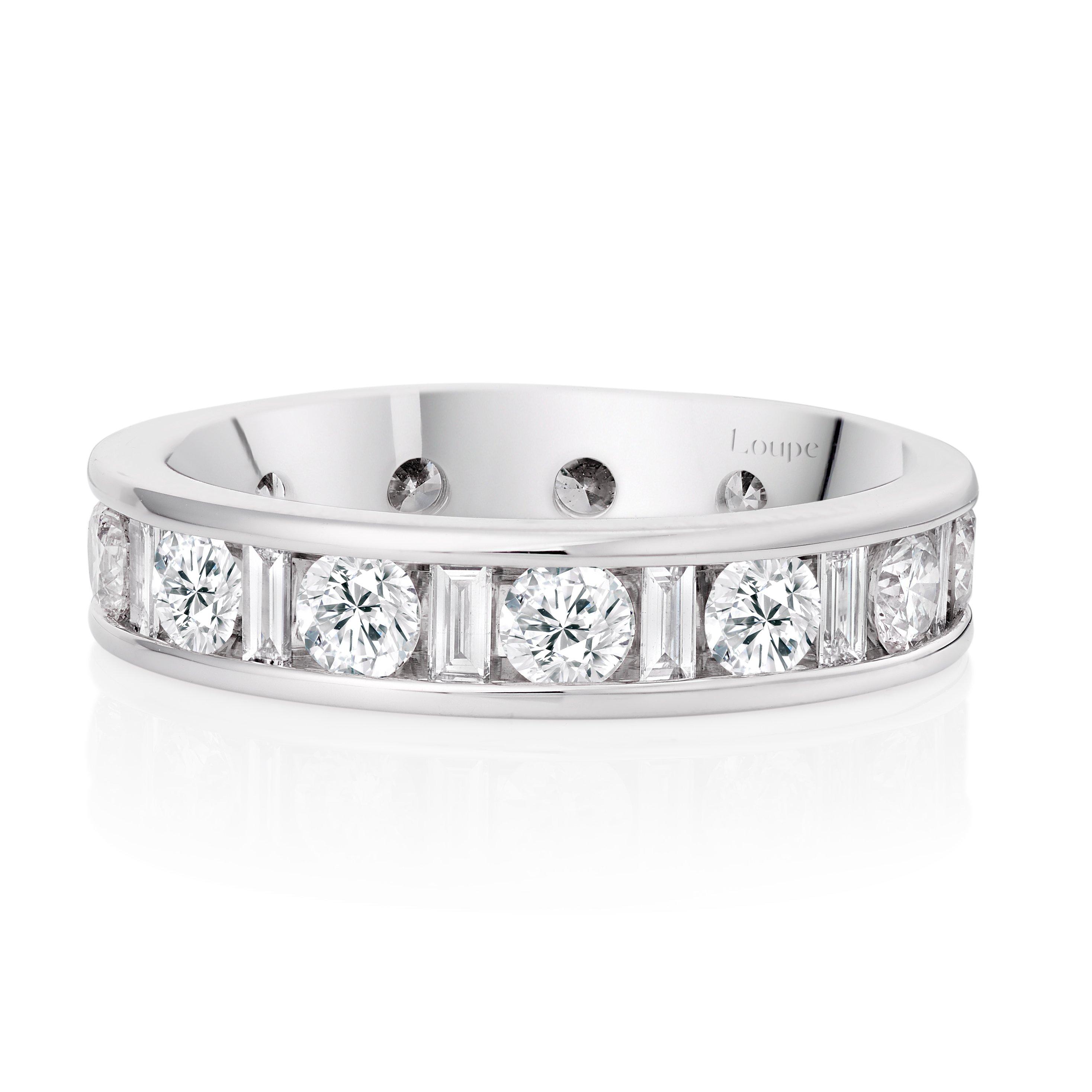Loupe Icons Diamond Wedding Ring in Platinum