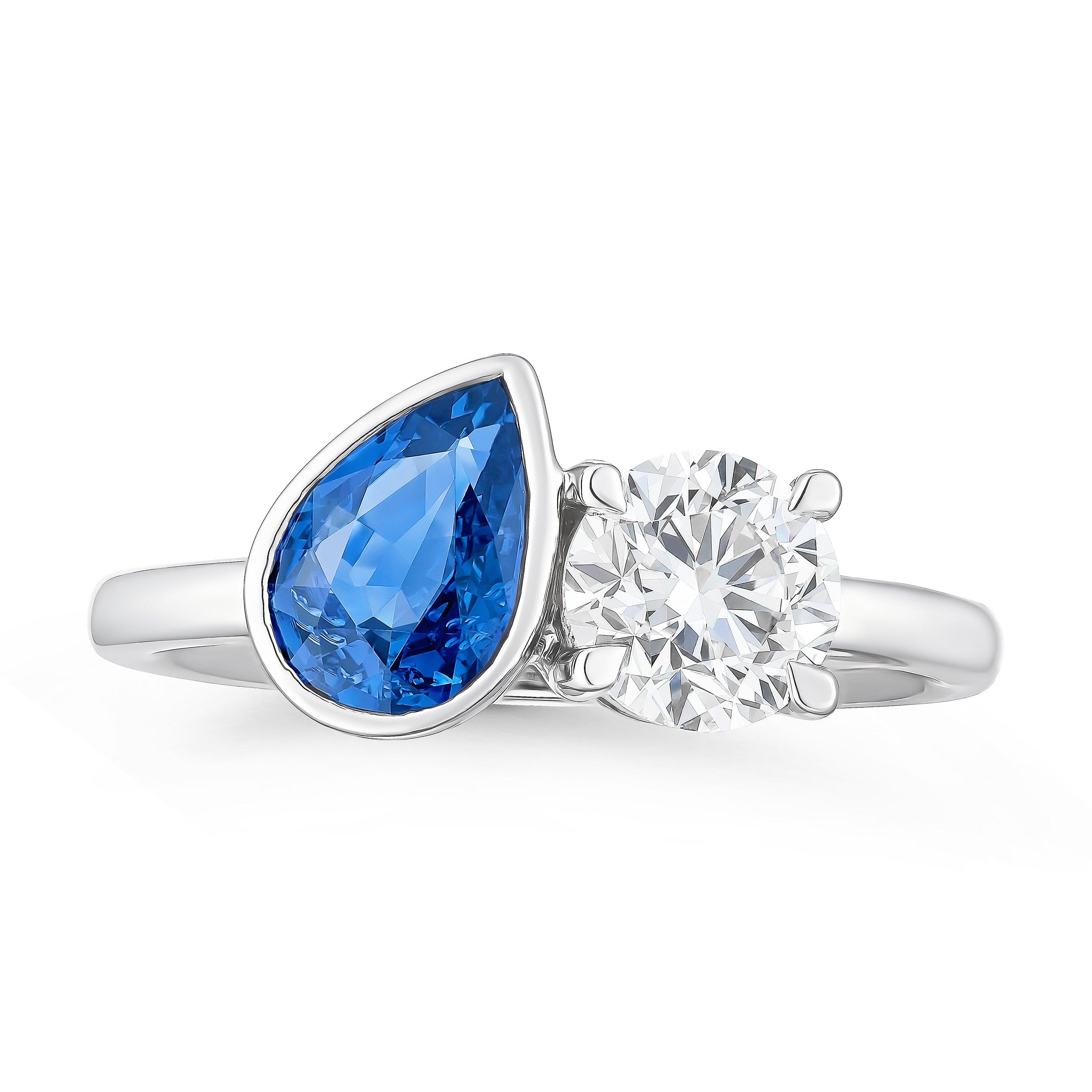 Loupe Icons Diamond and Sapphire Ring in Platinum